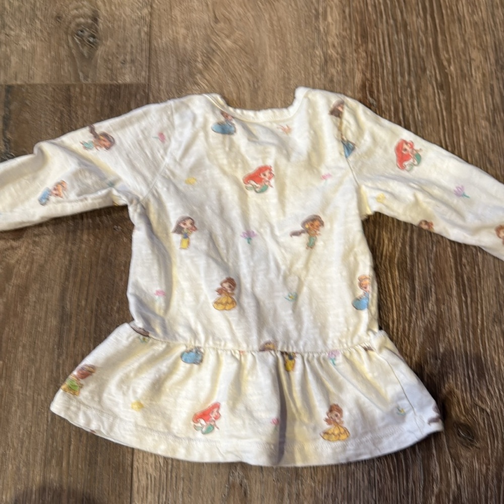 Monica and Andy Disney Princess Long Sleeve Top Size 18-24 Months! - Picture 3 of 3